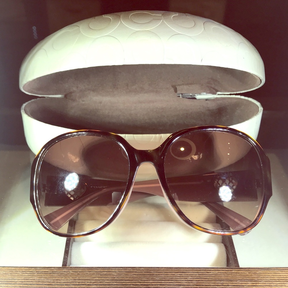 NWOT Authentic Coach tortoise & mauve sunglasses